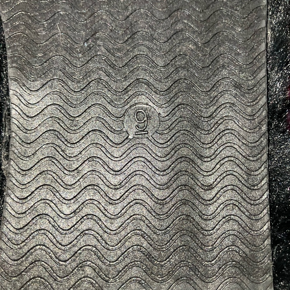 FABLETICS SNUG STRAP SLIPPER - Picture 6 of 7